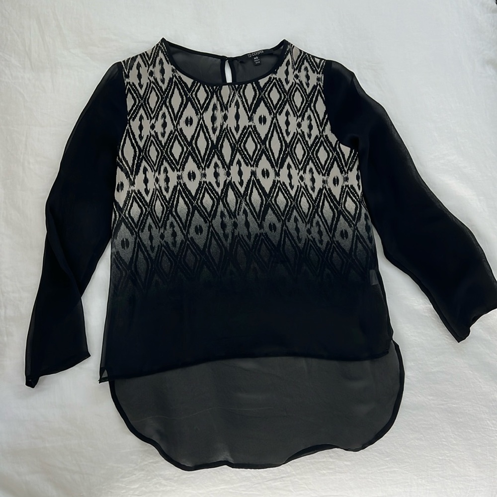 19 Cooper (small boutique purchase) - size XS - black with cream design blouse
